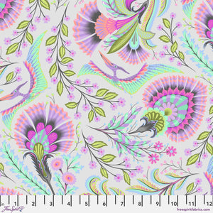 Tula Pink - ROAR! - Wing It - Mist - PWTP225.MIST (1/2 Yard)